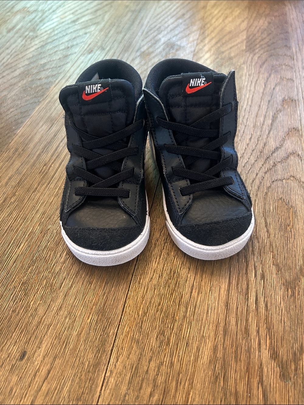 Like new Nike Blazers Mid ‘77 toddler size 8c